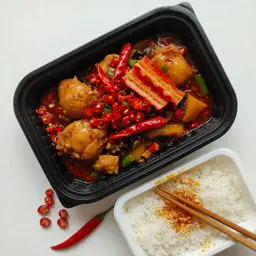 辣味黄焖鸡米饭